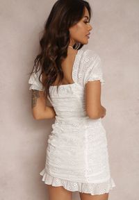 Renee - Biała Sukienka Mellehe. Kolor: biały. Materiał: bawełna. Wzór: haft. Typ sukienki: dopasowane. Długość: mini