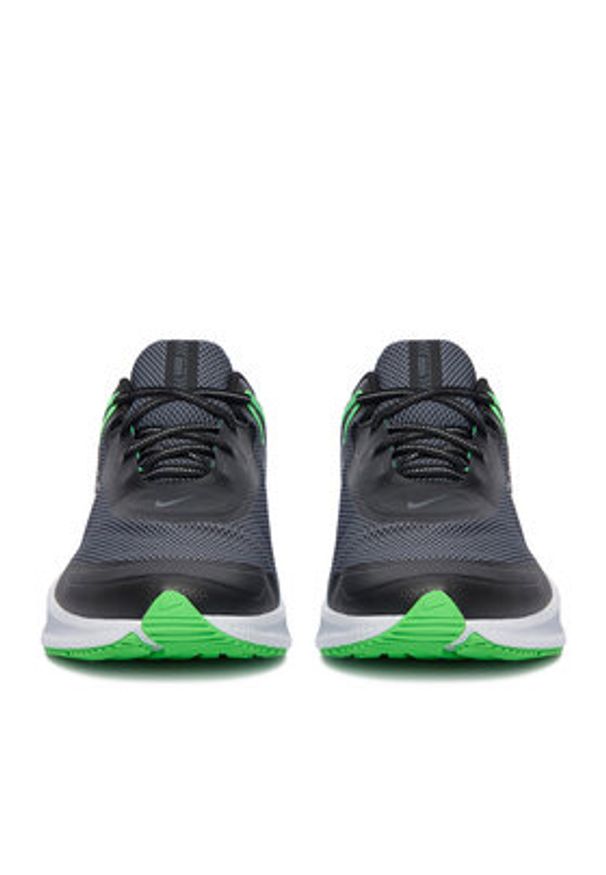 Nike Sneakersy CQ8894-010 Czarny. Kolor: czarny. Materiał: materiał