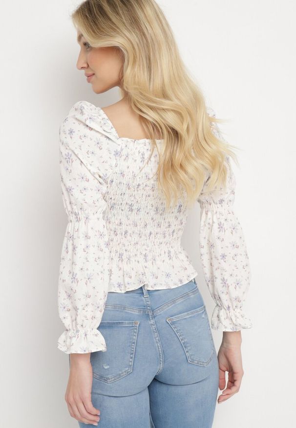 Born2be - Beżowo-Fioletowa Bluzka w Stylu Boho z Elastycznymi Gumeczkami w Kwiatki Kanuata. Kolor: beżowy. Wzór: kwiaty. Styl: boho