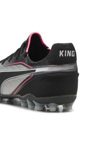 Puma - Buty piłkarskie KING ULTIMATE MG PUMA. Kolor: czarny, różowy, biały, wielokolorowy. Szerokość cholewki: normalna. Sport: piłka nożna