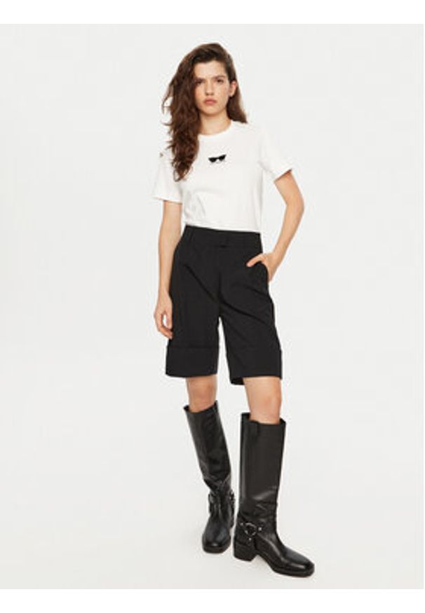 Karl Lagerfeld - KARL LAGERFELD T-Shirt A1W17021 Biały Regular Fit. Typ kołnierza: dekolt w karo. Kolor: biały. Materiał: bawełna