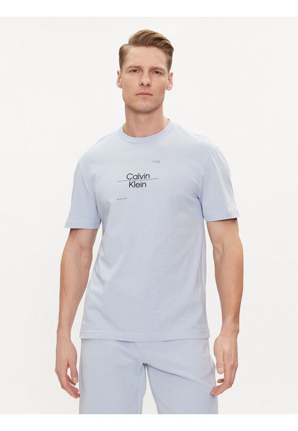 Calvin Klein T-Shirt Line Logo K10K112489 Niebieski Regular Fit. Kolor: niebieski. Materiał: bawełna
