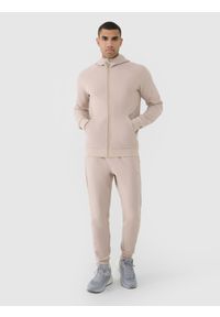 4f - 4F Spodnie dresowe joggery męskie - beżowe XXL. Kolor: beżowy. Materiał: dresówka. Wzór: ze splotem #1