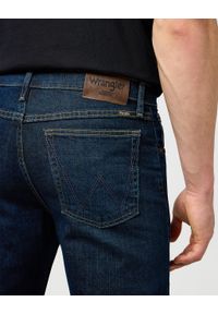 Wrangler - MESKIE SPODNIE WRANGLER REGULAR FIT BLACKENED INDIGO 112352956 #5