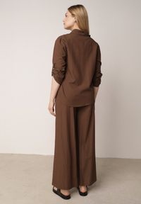 Born2be - Brązowy Rustykalny Komplet z Bawełną z Ażurowym Wzorem Spodnie i Koszula Anael. Kolor: brązowy. Materiał: bawełna. Wzór: ażurowy #4