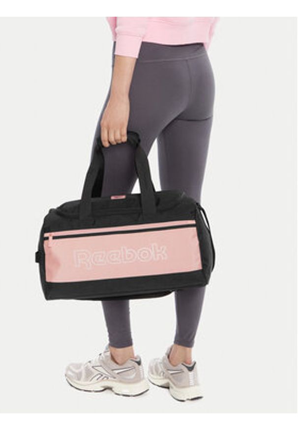 Reebok Torba weekendowa C-RBK-P-005-08 Czarny. Kolor: czarny. Materiał: materiał
