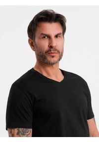 Ombre Clothing - Klasyczna męska bawełniana koszulka z dekoltem w serek BASIC – czarna V1 - Rozmiar: XXL. Typ kołnierza: dekolt w serek. Kolor: czarny. Materiał: bawełna. Styl: klasyczny #2