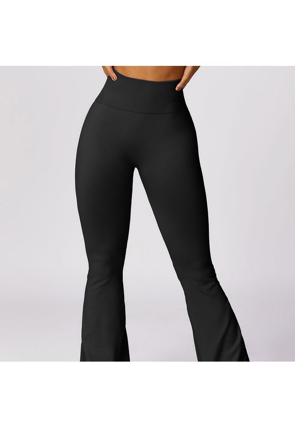 Intica - Legginsy sportowe push-up z wysokim stanem do treningu Chrysi. Stan: podwyższony. Kolor: fioletowy. Materiał: materiał. Sport: fitness