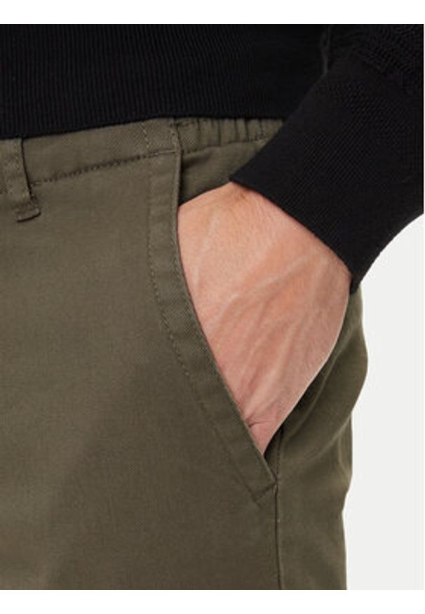 BOSS Chinosy Sanderson-L-2 50542986 Zielony Regular Fit. Kolor: zielony. Materiał: bawełna