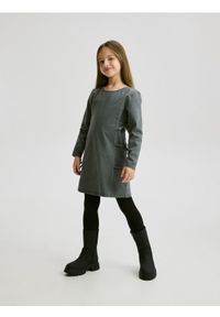 Reserved - Sukienka z kokardkami - ciemnoszary. Typ kołnierza: kokarda. Kolor: szary. Materiał: bawełna. Typ sukienki: proste #1