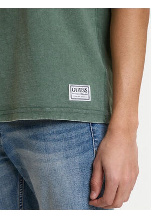 Guess T-Shirt M6GI18 K3050 Zielony Oversize. Kolor: zielony. Materiał: bawełna