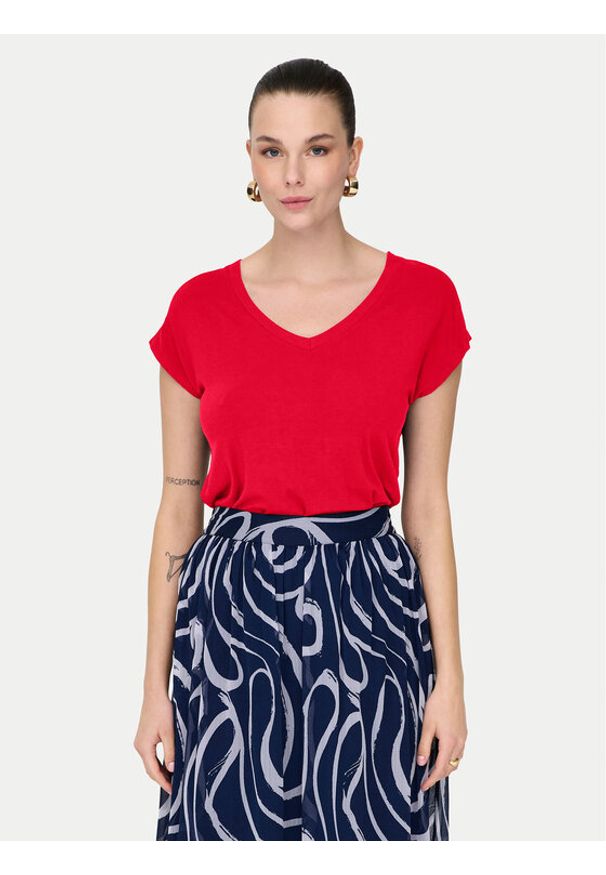 only - ONLY T-Shirt Rilla 15315776 Czerwony Regular Fit. Kolor: czerwony. Materiał: wiskoza