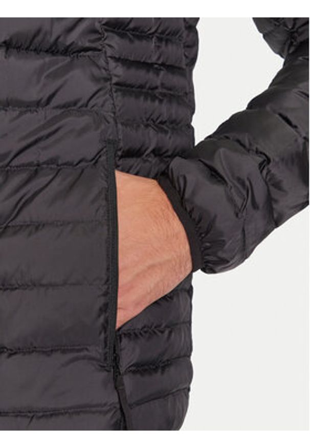 Helly Hansen Kurtka outdoor Banff 63251 Czarny Regular Fit. Kolor: czarny. Materiał: syntetyk. Sport: outdoor