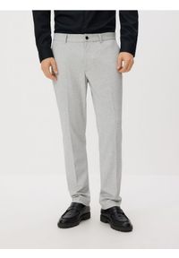 Reserved - Garniturowe spodnie slim fit - jasnoszary. Kolor: szary. Materiał: dzianina #1