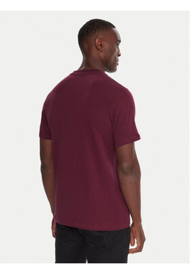 Karl Lagerfeld - KARL LAGERFELD T-Shirt 755032 554221 Bordowy Regular Fit. Typ kołnierza: dekolt w karo. Kolor: czerwony. Materiał: bawełna