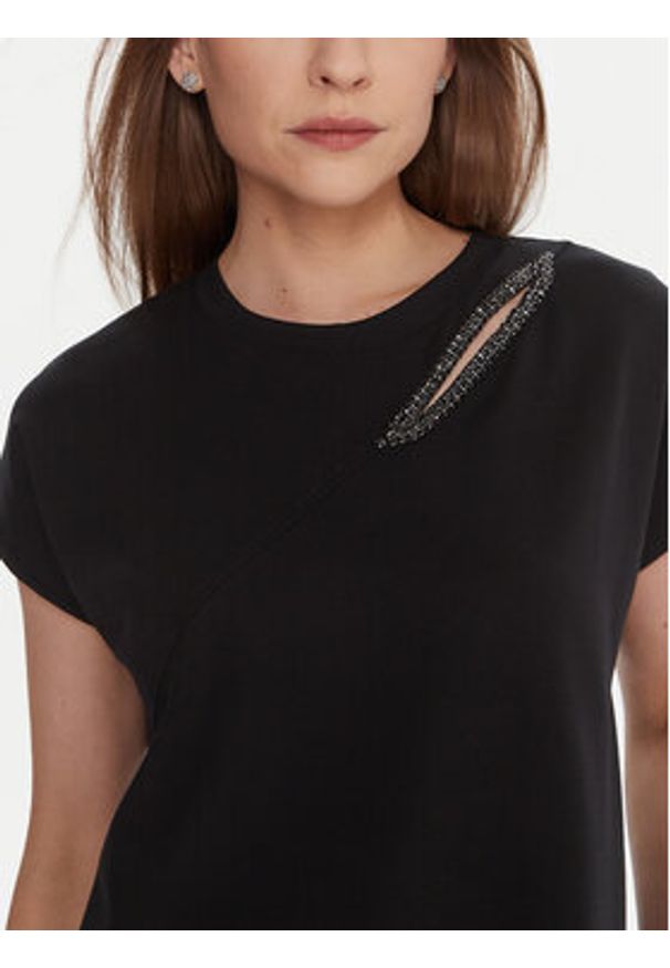 LOLA CASADEMUNT T-Shirt LF2515024 Czarny Regular Fit. Kolor: czarny. Materiał: syntetyk