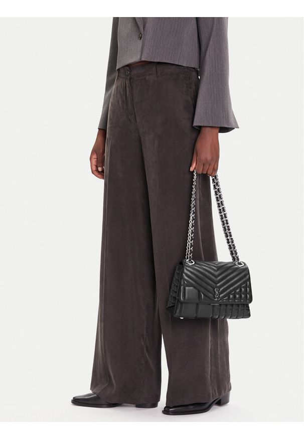 Steve Madden Torebka Bvolt-Q SM13001813 Czarny. Kolor: czarny. Materiał: skórzane