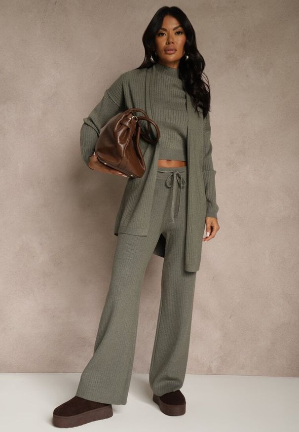 Renee - Ciemnozielony Komplet z Dzianiny z Wiskozą Spodnie Bluzka ze Stójką i Kardigan Vetisene. Kolor: zielony. Materiał: wiskoza, dzianina