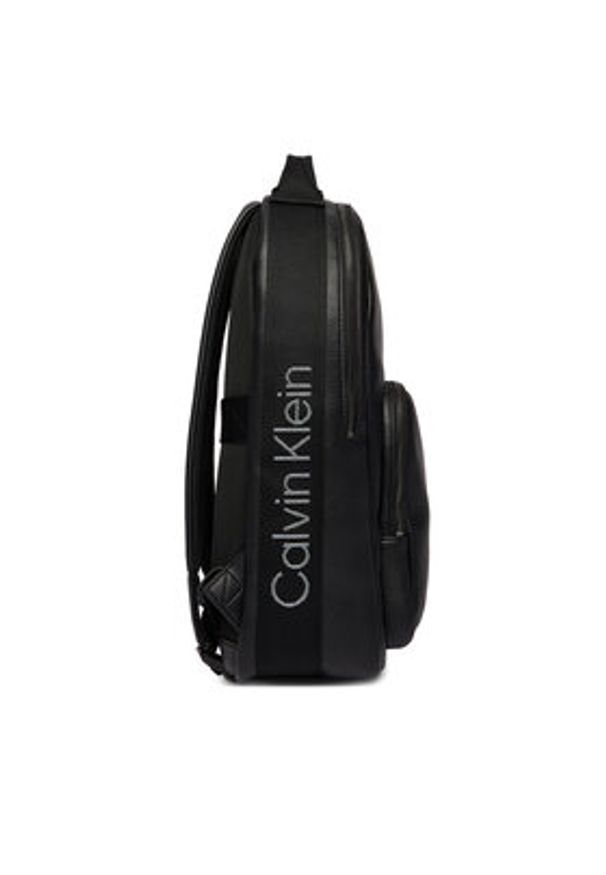 Calvin Klein Plecak Webbing Strap Round Backpack LV04D3282G Czarny. Kolor: czarny. Materiał: skóra