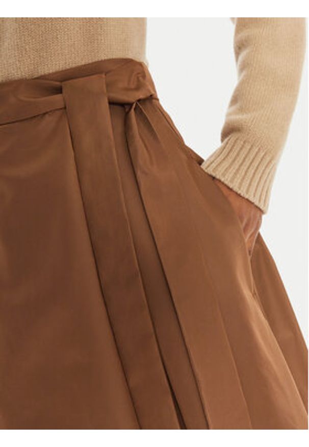 Weekend Max Mara Spódnica trapezowa Tema 2425106082 Brązowy Regular Fit. Kolor: brązowy. Materiał: syntetyk