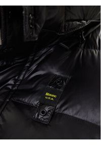 Blauer Płaszcz zimowy 25WBLUK03147 Czarny Regular Fit. Kolor: czarny. Materiał: syntetyk. Sezon: zima