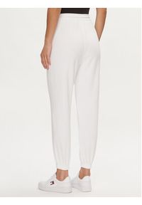 Tommy Jeans Spodnie dresowe Script DW0DW17771 Biały Relaxed Fit. Kolor: biały. Materiał: bawełna, syntetyk #3