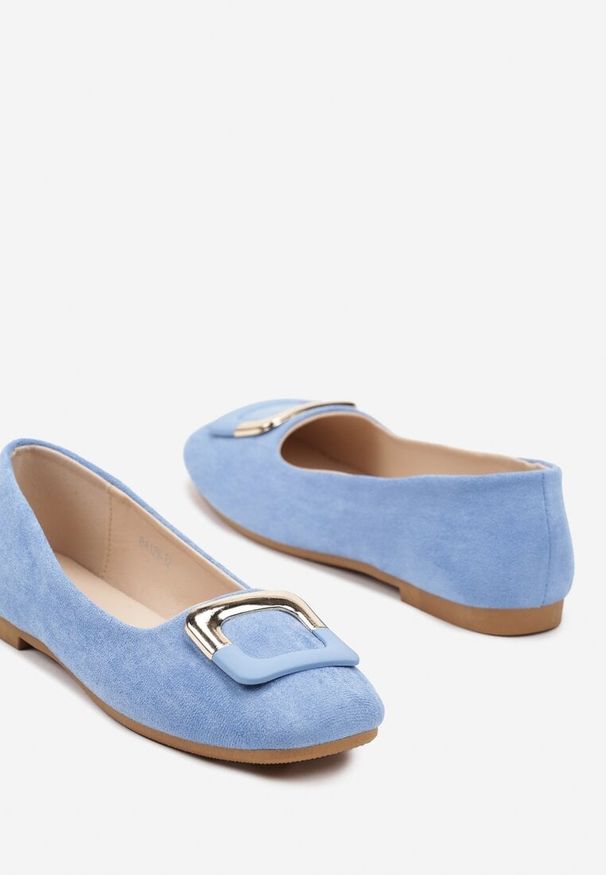 Born2be - Jasnoniebieskie Płaskie Klasyczne Balerinki z Ozdobną Klamrą Nassnema. Zapięcie: klamry. Kolor: niebieski. Materiał: jeans. Styl: klasyczny