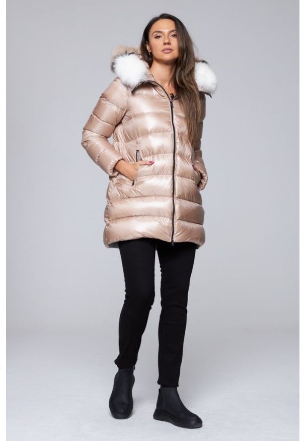 Hetrego - HETREGO Beżowa damska długa kurtka puchowa Hygiea z lisem, Rozmiar 42 EU - 46 IT. Kolor: beżowy. Materiał: puch. Długość: długie