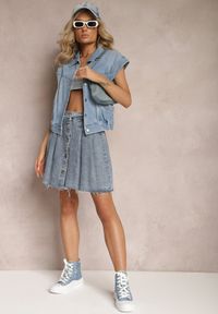 Renee - Niebieska Jeansowa Spódnica Mini z Zakładkami Hollette. Kolor: niebieski. Materiał: jeans. Wzór: aplikacja. Styl: elegancki #3