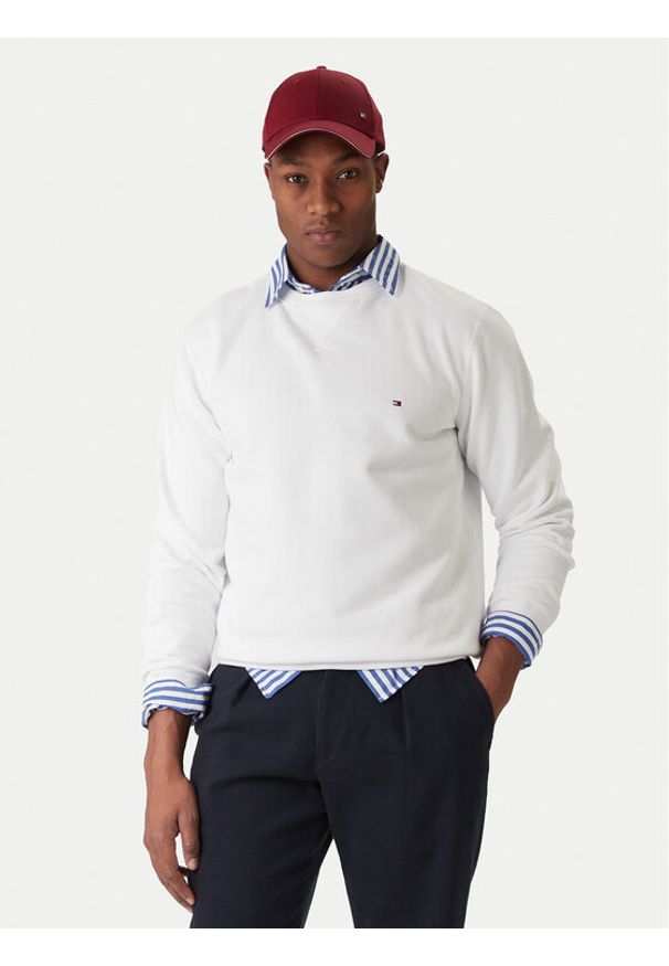 TOMMY HILFIGER - Tommy Hilfiger Bluza Essential MW0MW37232 Biały Regular Fit. Kolor: biały. Materiał: bawełna
