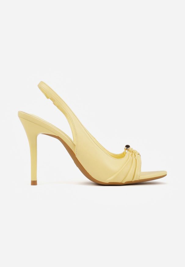Renee - Żółte Sandały na Szpilce VICES z Metaliczną Ozdobą i Marszczeniem Orinlisa. Kolor: żółty. Wzór: aplikacja. Sezon: lato. Obcas: na szpilce
