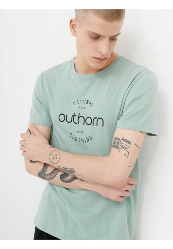 outhorn - T-shirt z nadrukiem męski. Materiał: materiał, bawełna, wiskoza, jersey. Wzór: nadruk