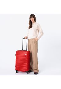 Wittchen - Średnia walizka z ABS-u z żebrowaniem czerwona. Kolor: czerwony. Materiał: guma