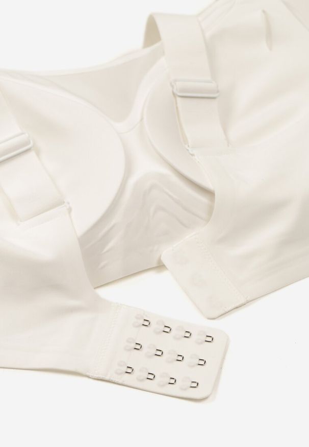 Born2be - Biały Gładki Biustonosz z Siateczkową Wstawką i Szerokimi Ramiączkami Salandrea. Kolor: biały. Rodzaj stanika: wyciągane miseczki. Wzór: gładki