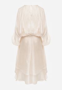 Born2be - Jasnobeżowa Szyfonowa Sukienka Koktajlowa o Rozkloszowanym Kroju Thagune. Okazja: na randkę. Kolor: beżowy. Materiał: szyfon. Styl: wizytowy #7