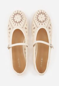 Renee - Beżowe Plecione Balerinki Boho w Stylu Mary Jane z Siateczki Raithea. Nosek buta: okrągły. Zapięcie: pasek. Kolor: beżowy. Wzór: ażurowy, haft. Styl: boho #8