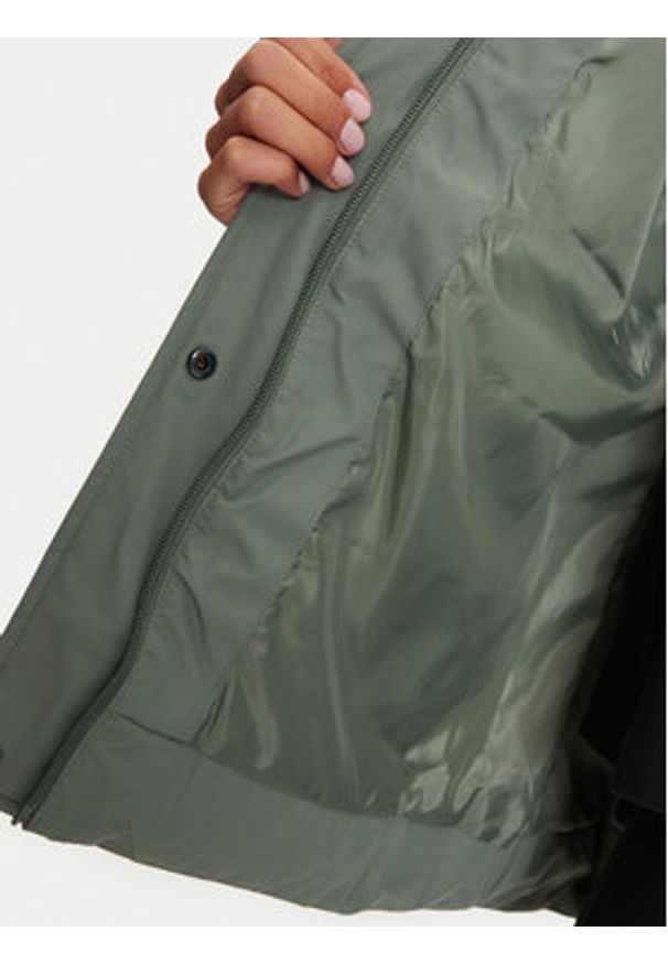 CMP Kurtka zimowa 34K0706 Zielony Regular Fit. Kolor: zielony. Materiał: syntetyk. Sezon: zima