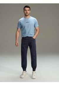 Sinsay - Jeansy jogger - niebieski. Kolor: niebieski #1