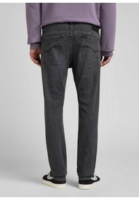 Lee - LEE RIDER MĘSKIE SPODNIE JEANSOWE MID WORN WALKER L701PZCL 112144385. Długość: długie. Wzór: aplikacja #4