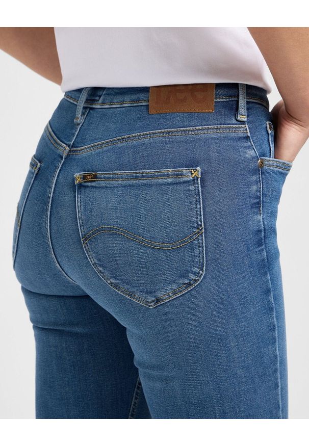 Lee - LEE DAMSKIE SPODNIE JEANSOWE LEE FOREVERFIT METEORIC L32SOVD43 112338351