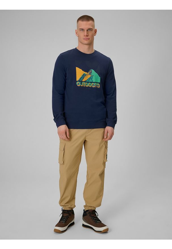 4f - 4F Longlseeve z nadrukiem męski - granatowy S. Okazja: na co dzień, na spacer. Kolor: niebieski. Materiał: dzianina, bawełna, materiał. Długość rękawa: długi rękaw. Wzór: nadruk. Styl: casual