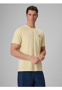 4f - 4F T-shirt regular z nadrukiem męski - żółty XL. Okazja: na co dzień. Kolor: żółty. Materiał: bawełna, dzianina. Wzór: nadruk. Styl: casual, klasyczny, sportowy #1