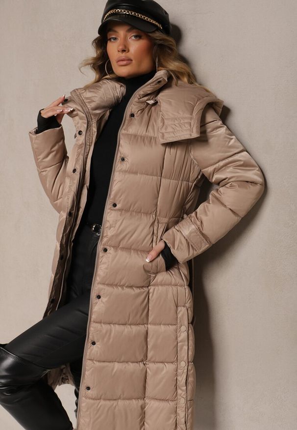 Renee - Beżowa Pikowana Kurtka ZImowa z Eleganckim Paskiem Sadelara. Okazja: na co dzień, do pracy, na spacer. Kolor: beżowy. Sezon: zima. Styl: elegancki