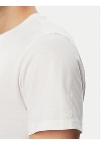 Guess T-Shirt M6YI41 K4227 Biały Regular Fit. Kolor: biały. Materiał: bawełna #5