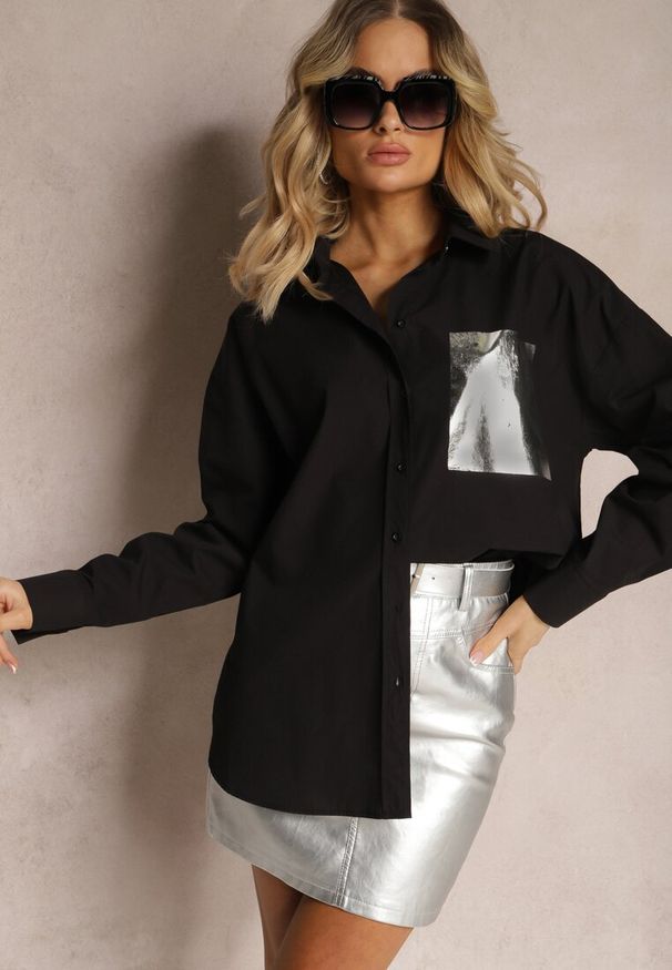 Renee - Czarna Koszula z Bawełny z Imitacją Kieszeni o Metalicznym Wykończeniu Hecilla. Okazja: na co dzień. Kolor: czarny. Materiał: bawełna. Styl: klasyczny, casual