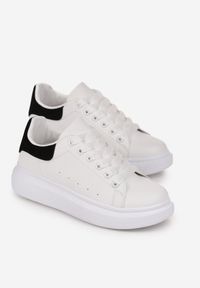 Renee - Biało-Czarne Sznurowane Sneakersy na Grubej Podeszwie Wicky. Kolor: biały #3