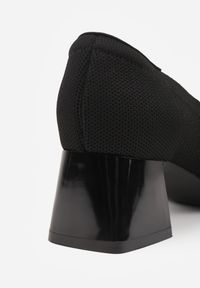 Born2be - Czarne Dzianinowe Czółenka VICES na Niskim Słupku z Miękkim Zapiętkiem i Wkładką Soft-Step Kaleana. Okazja: na spotkanie biznesowe, na co dzień. Kolor: czarny. Materiał: dzianina. Obcas: na słupku. Styl: elegancki, biznesowy, klasyczny, casual #7