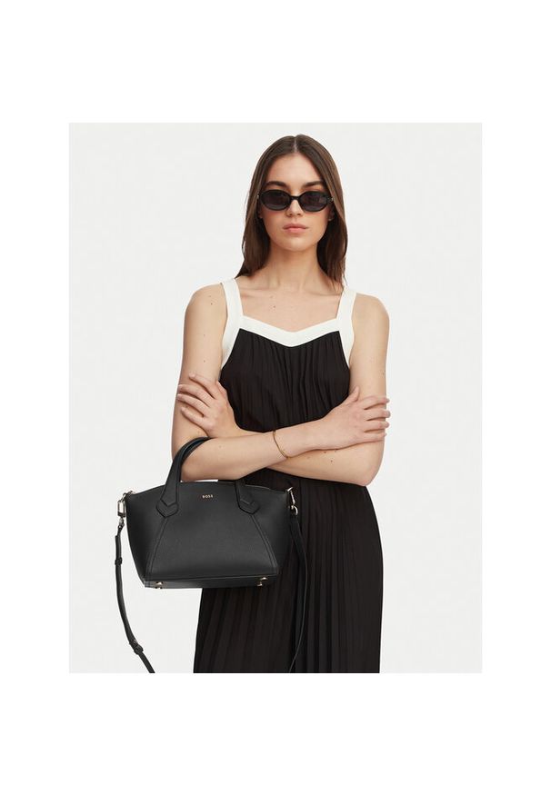 Torebka BOSS. Kolor: czarny