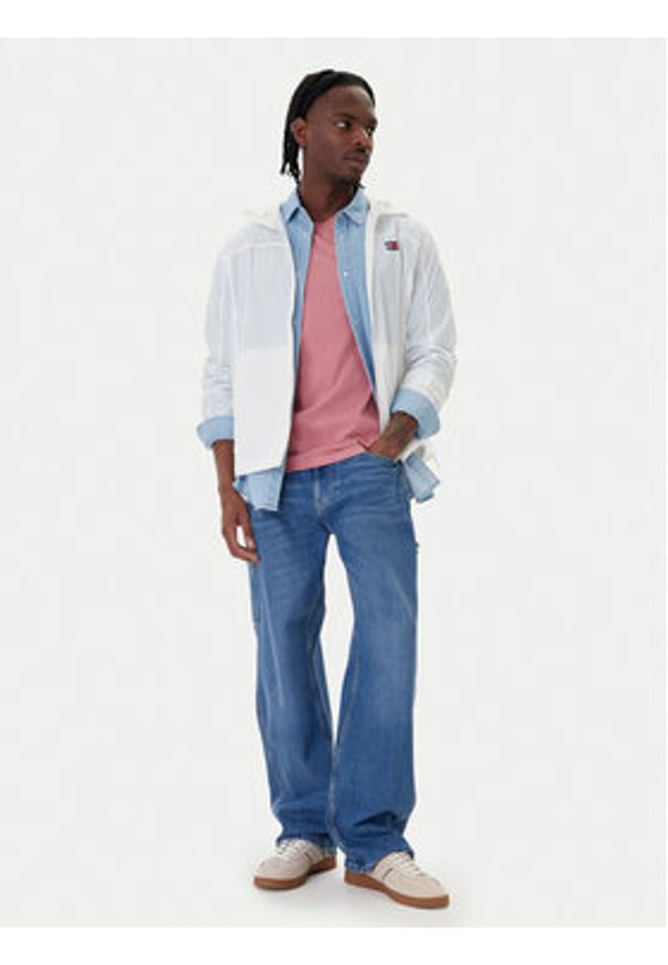 Tommy Jeans Kurtka przejściowa DM0DM23112 Biały Regular Fit. Kolor: biały. Materiał: syntetyk
