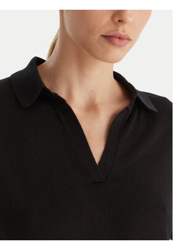 Calvin Klein Sweter LV044A305G Czarny Regular Fit. Kolor: czarny. Materiał: syntetyk